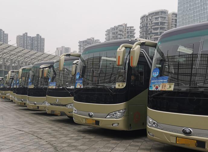 成都大巴包車價格 專業成都大巴車租賃公司
