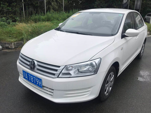 成都跑網約車租車桑塔納