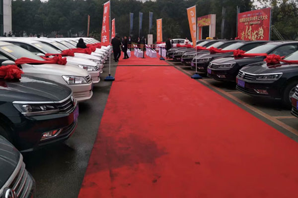 成都小轎車租賃多少錢一個月-5座小車租賃多少錢一個月