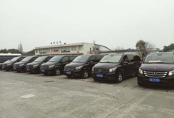 成都市區會議包車