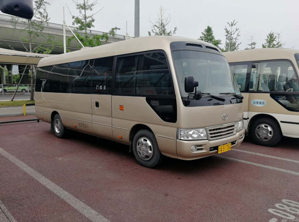 成都機場送機用車租賃多少錢一天